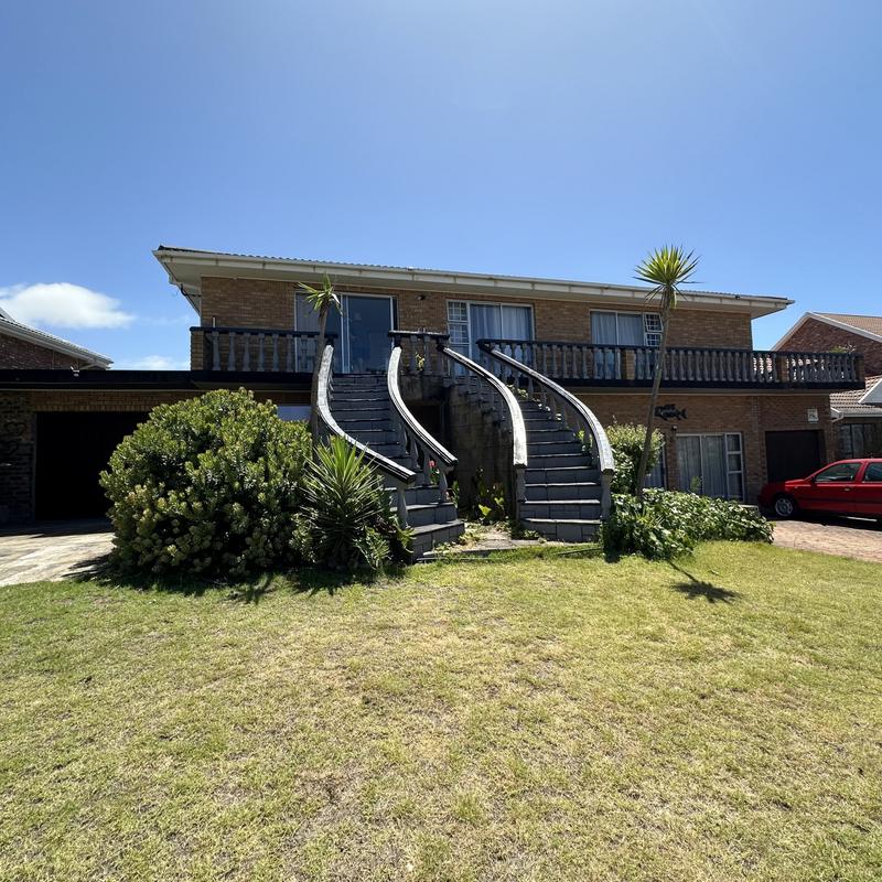 6 Bedroom Property for Sale in Hersham Western Cape